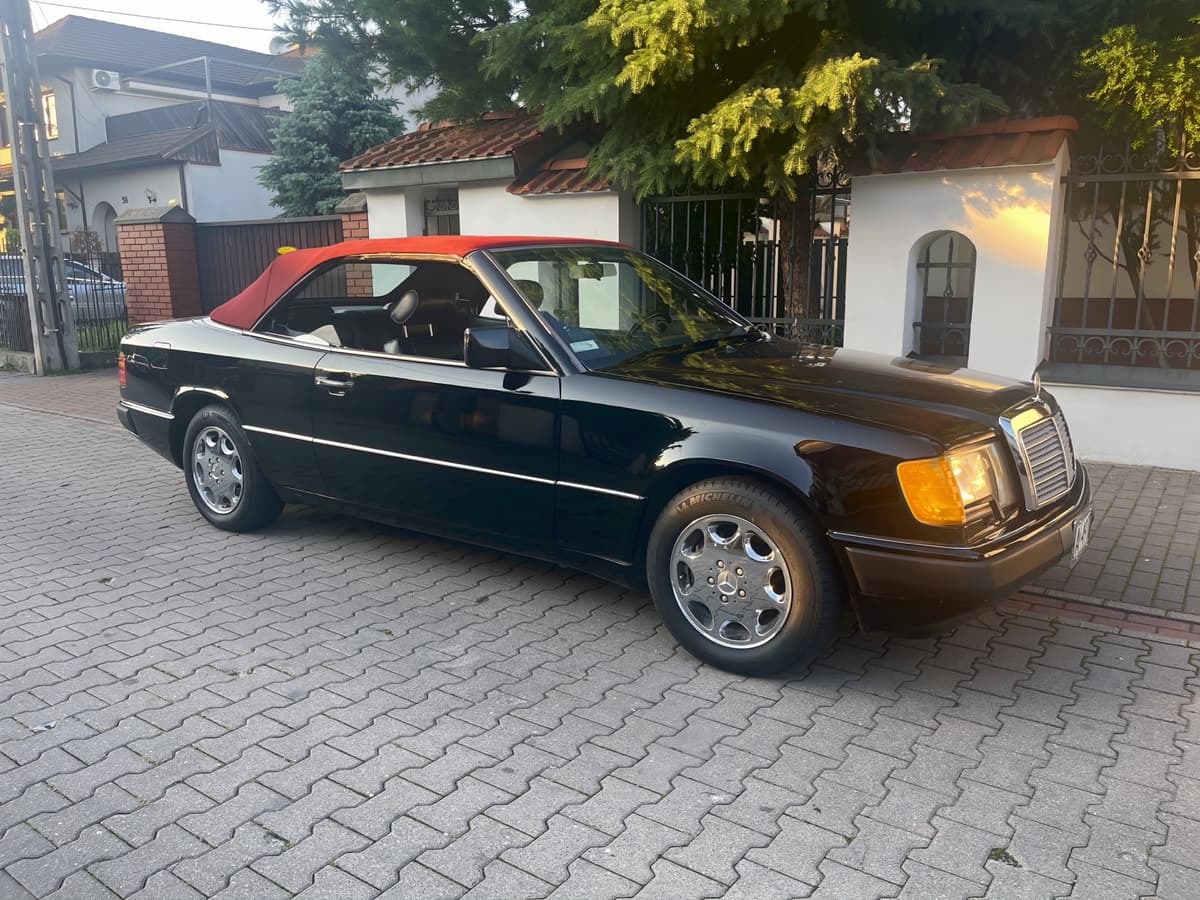 Mercedes-Benz 300 CE Cabriolet 1993 — miniatura 2