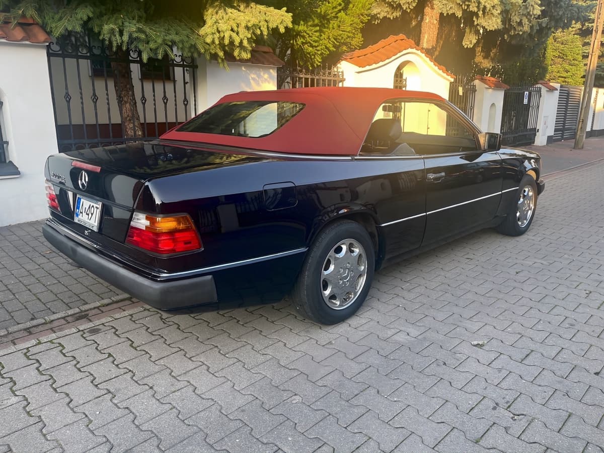 Mercedes-Benz 300 CE Cabriolet 1993 — miniatura 4