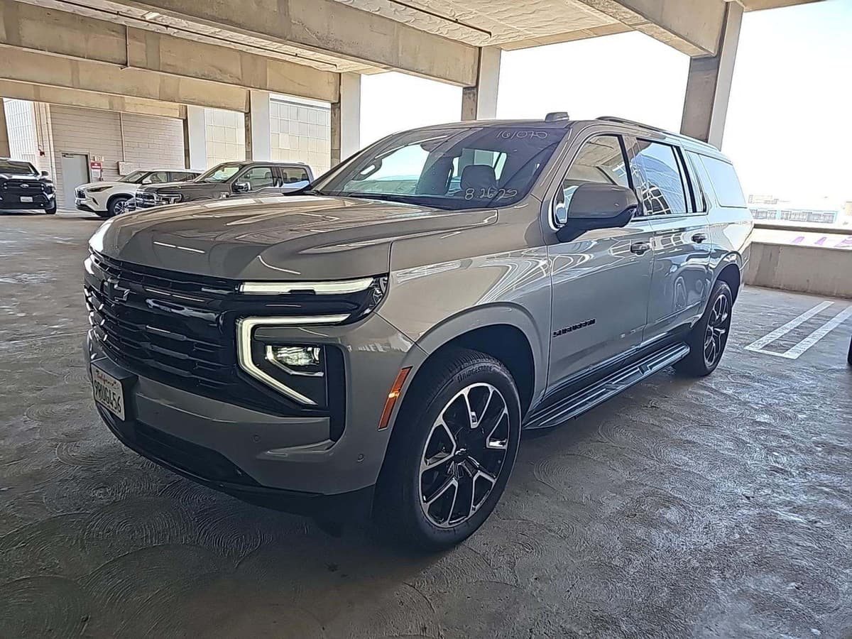 Chevrolet Suburban 2025 sprowadzony przez AutoStany z USA
