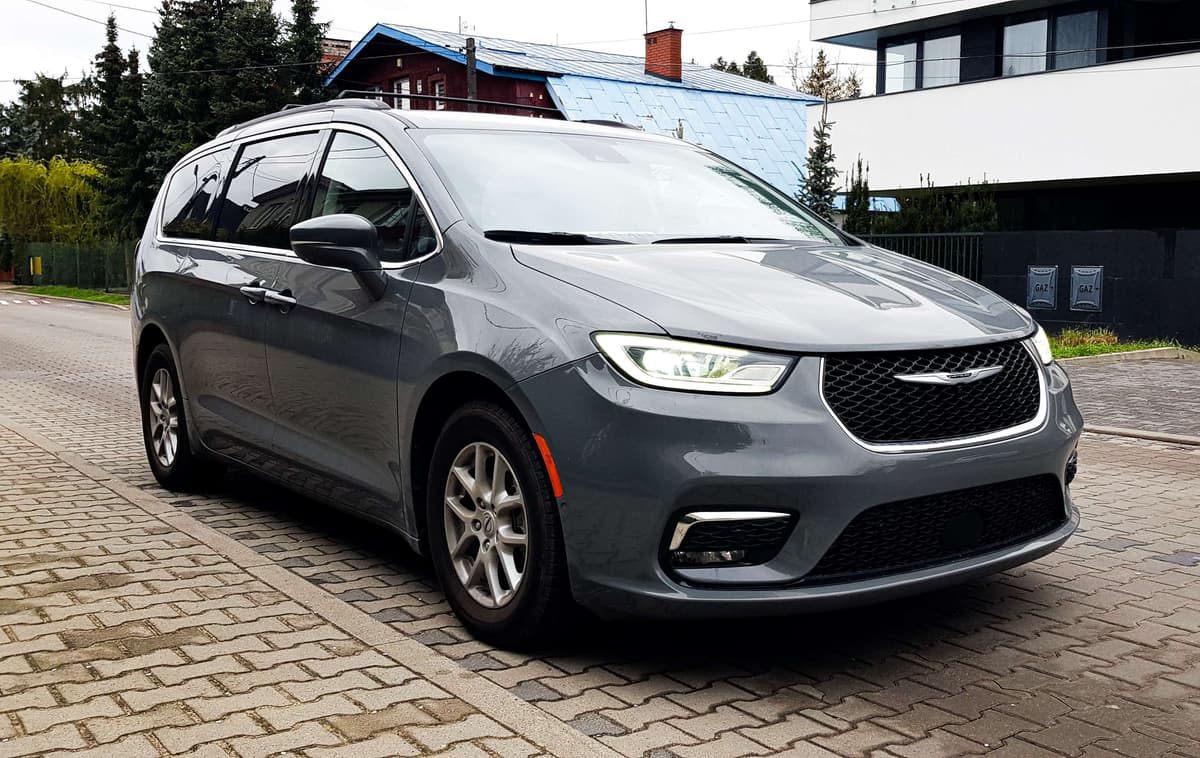 2022 CHRYSLER Pacifica Touring L