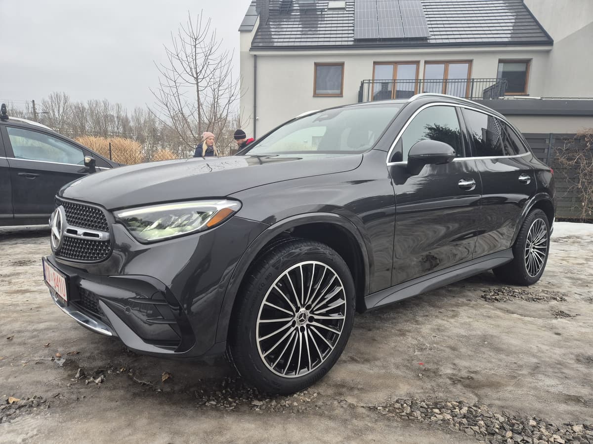 2023 MERCEDES-BENZ GLC-Class