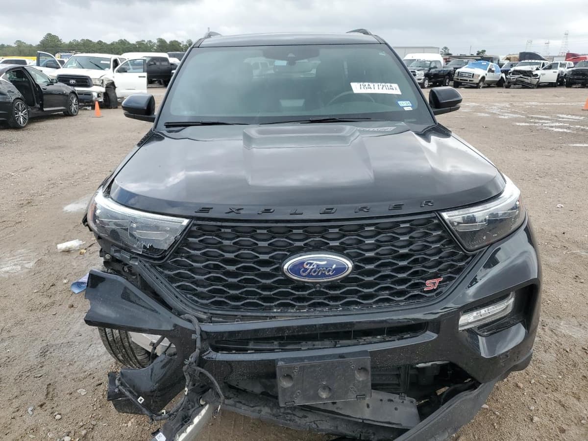 2020 FORD Explorer ST — przed