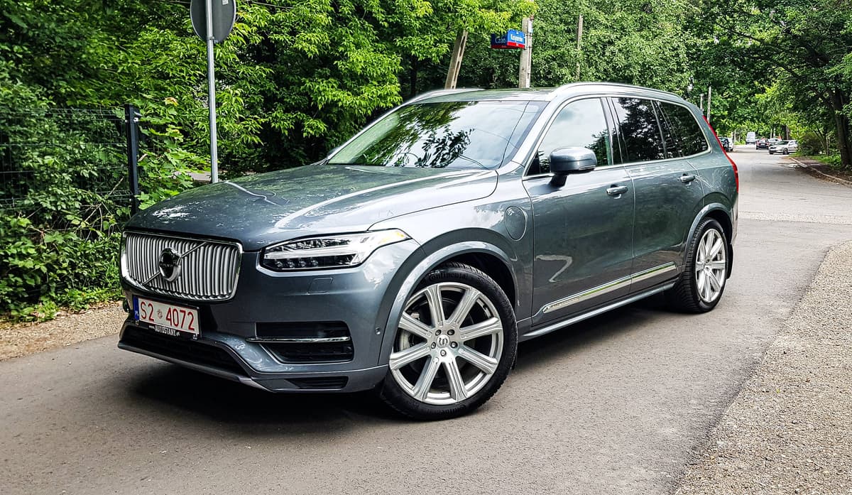 2019 VOLVO XC90 T8 Inscription