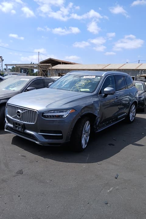 2019 VOLVO XC90 T8 Inscription — przed