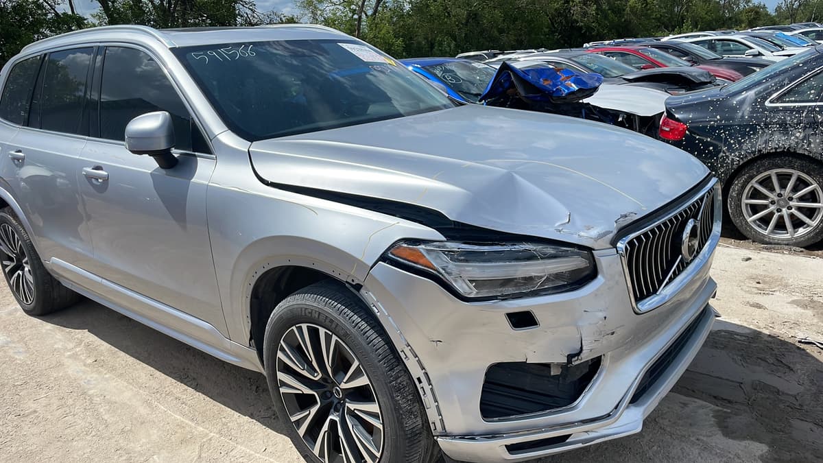 2020 VOLVO XC90 — przed