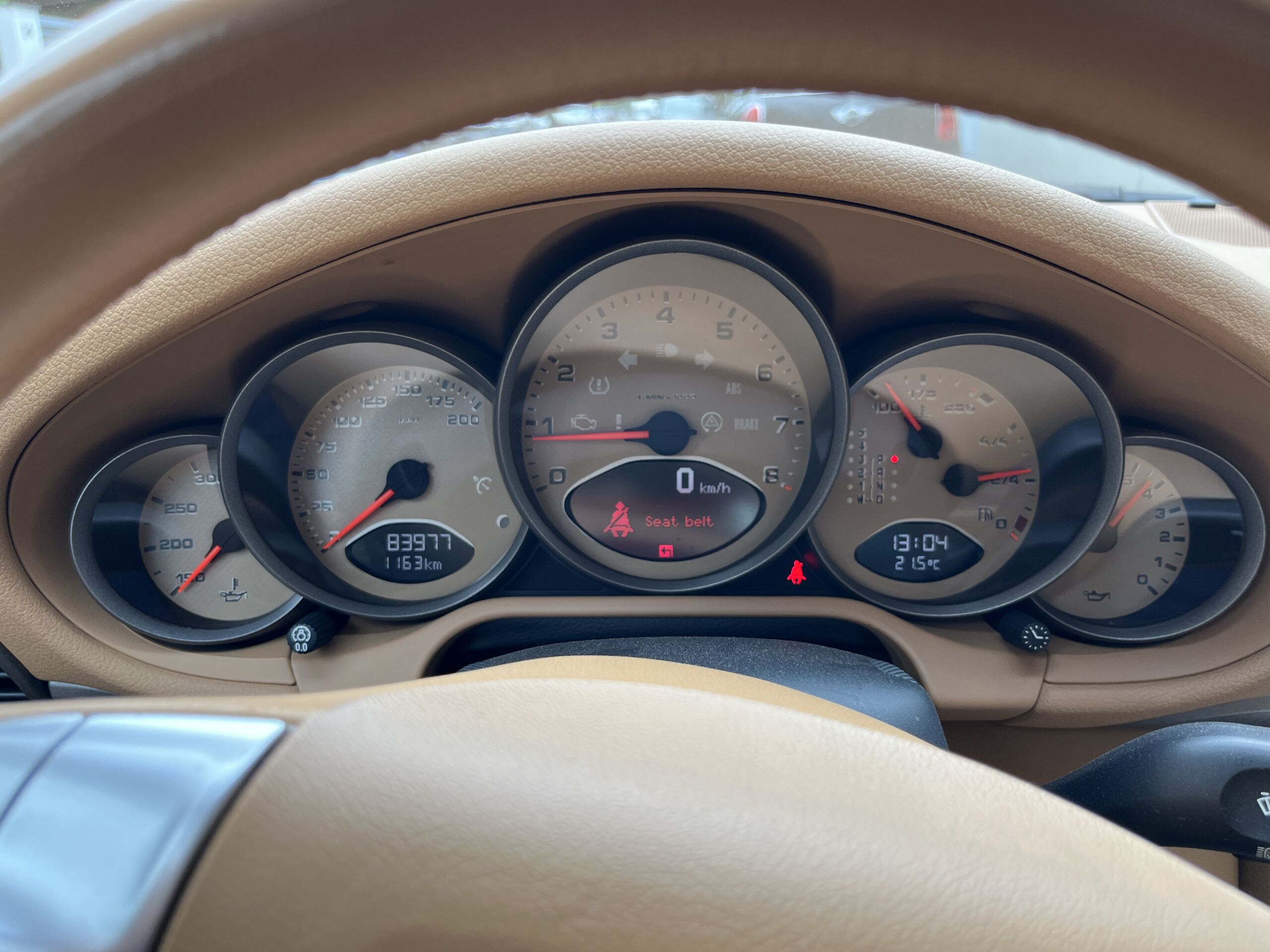 
								Porsche 911 Carrera full									