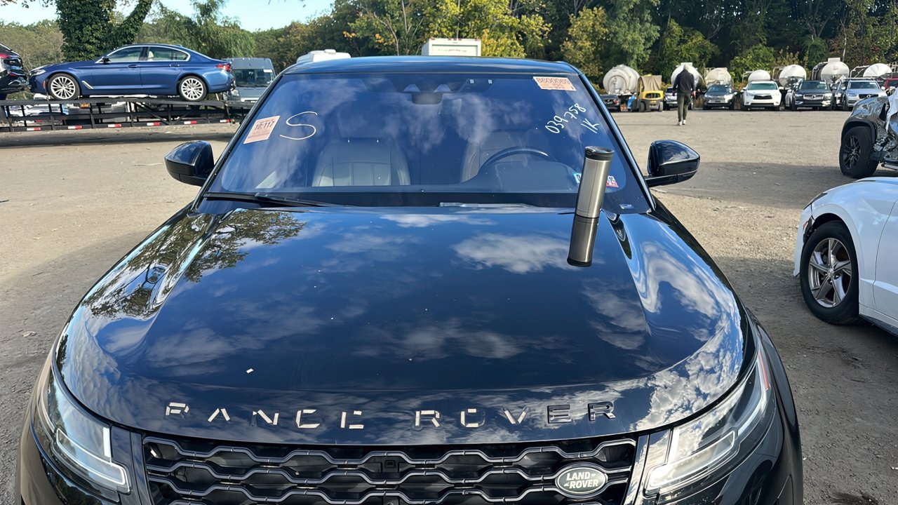 
								Land Rover Evoque full									