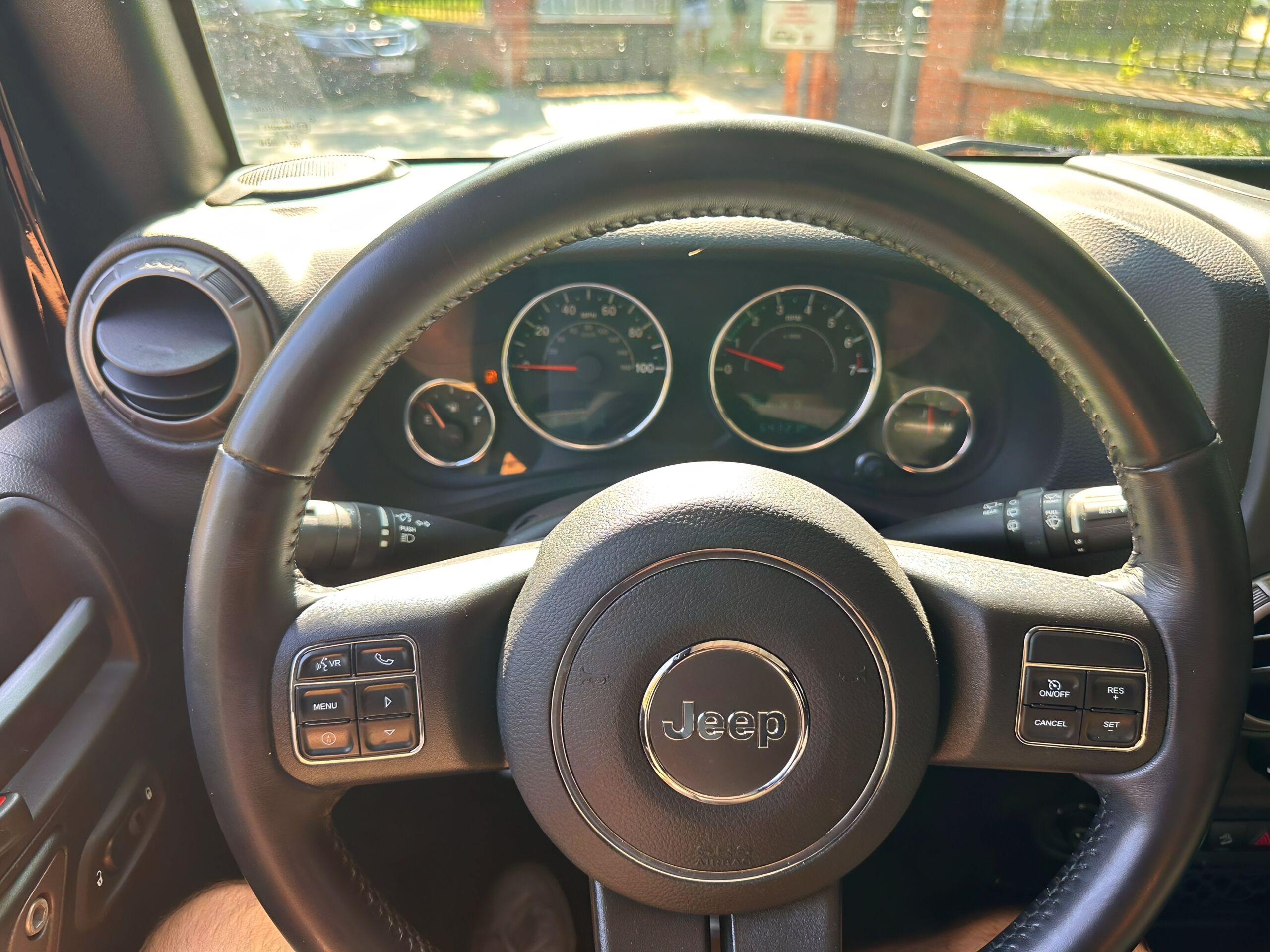 
								Jeep Wrangler Unlimited full									