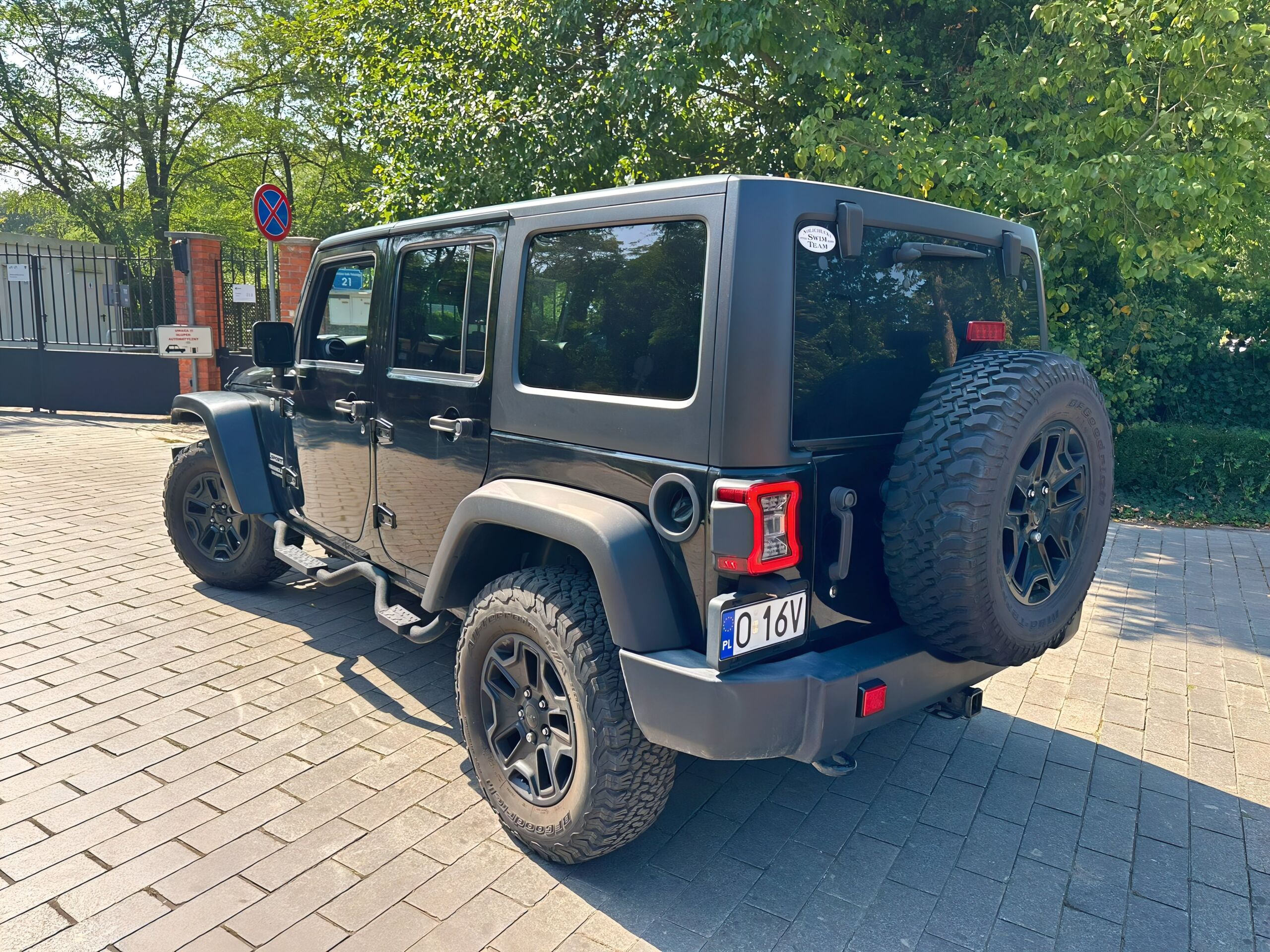 
								Jeep Wrangler Unlimited full									