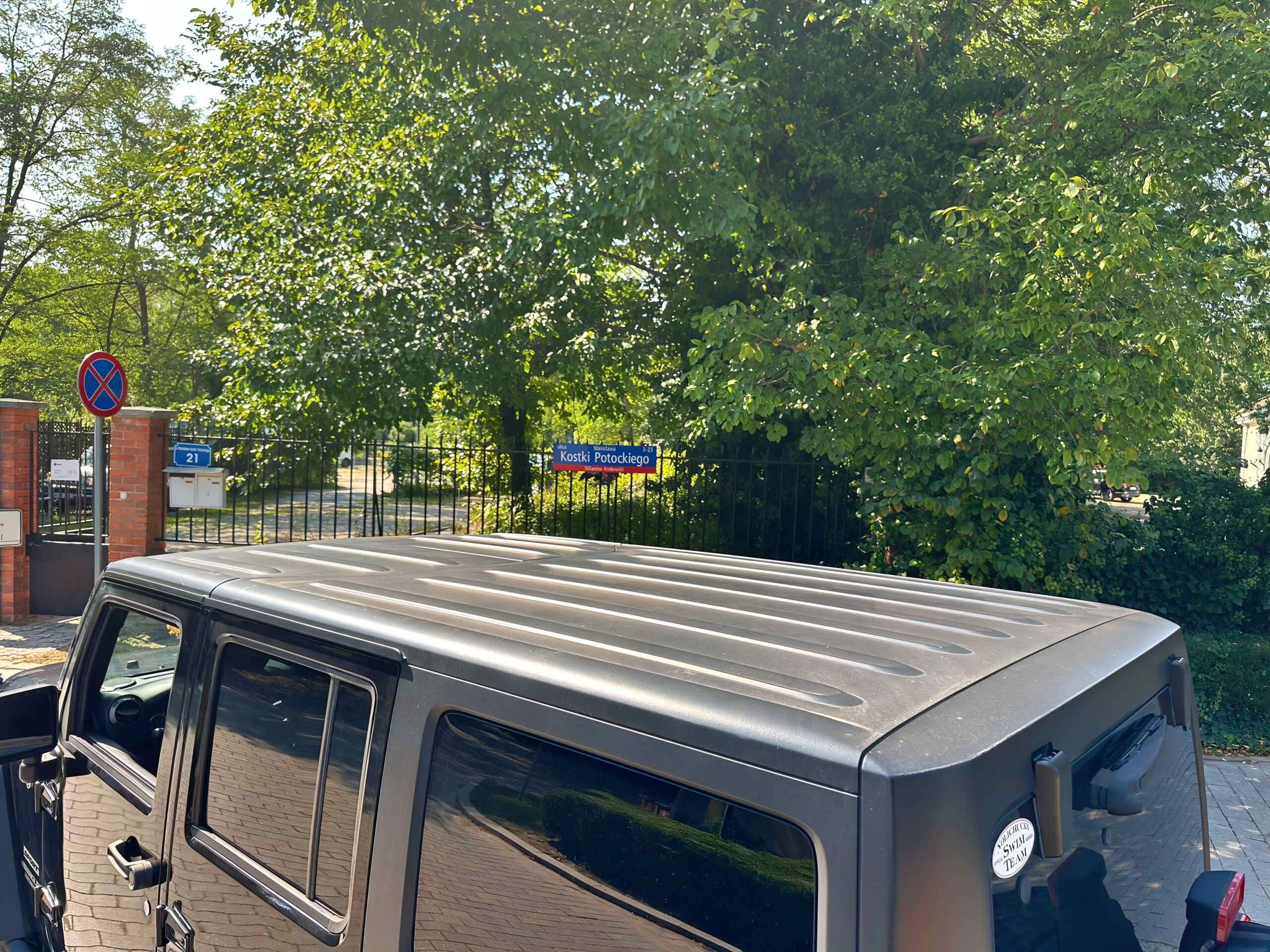 
								Jeep Wrangler Unlimited full									