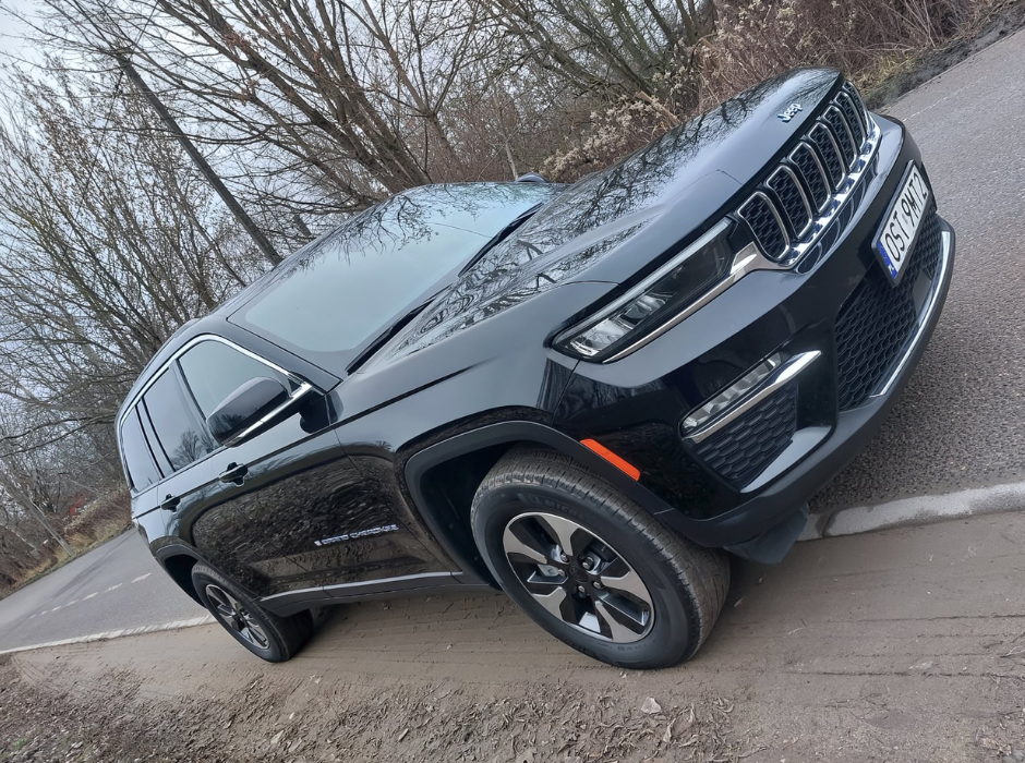 
								Jeep Grand Cherokee 4xe full									