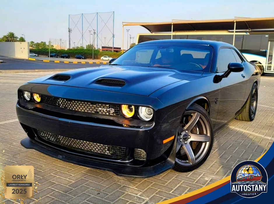 
								Dodge Challenger SRT Hellcat full									