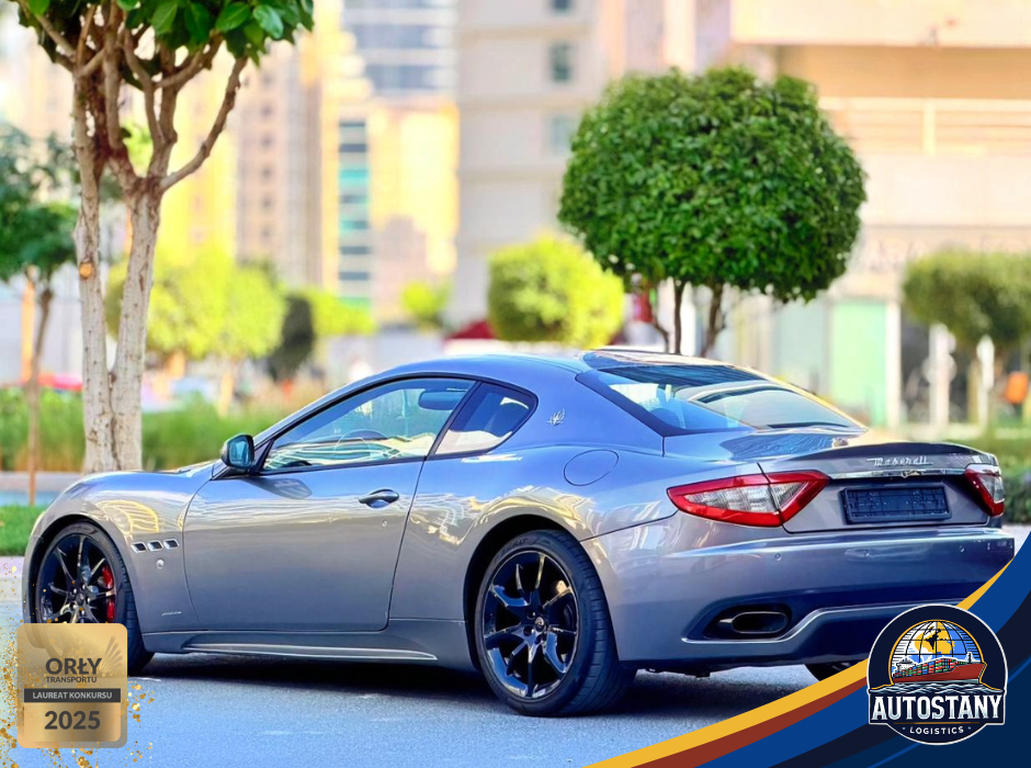 
								Maserati GranTurismo Sport full									