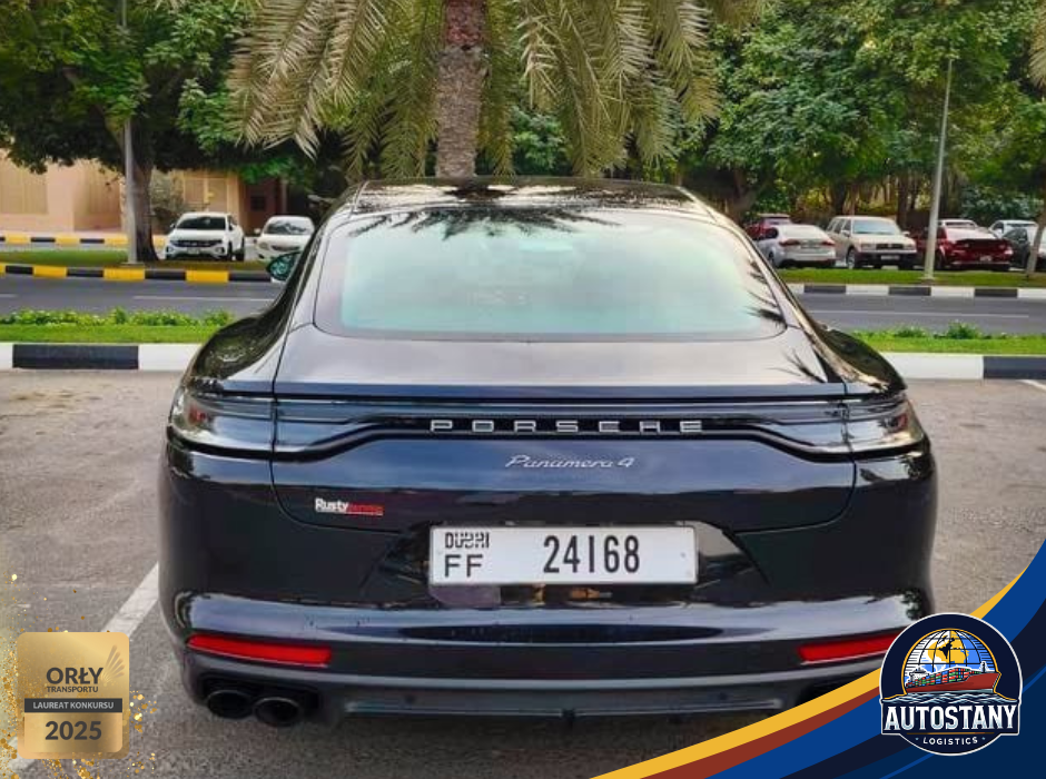 
								Porsche Panamera full									