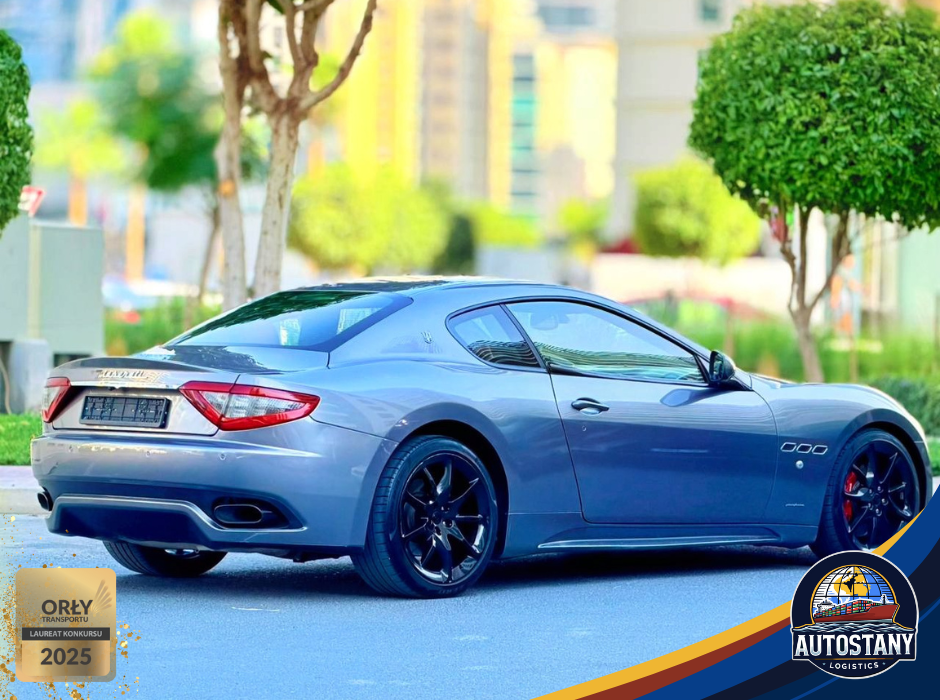 
								Maserati GranTurismo Sport full									
