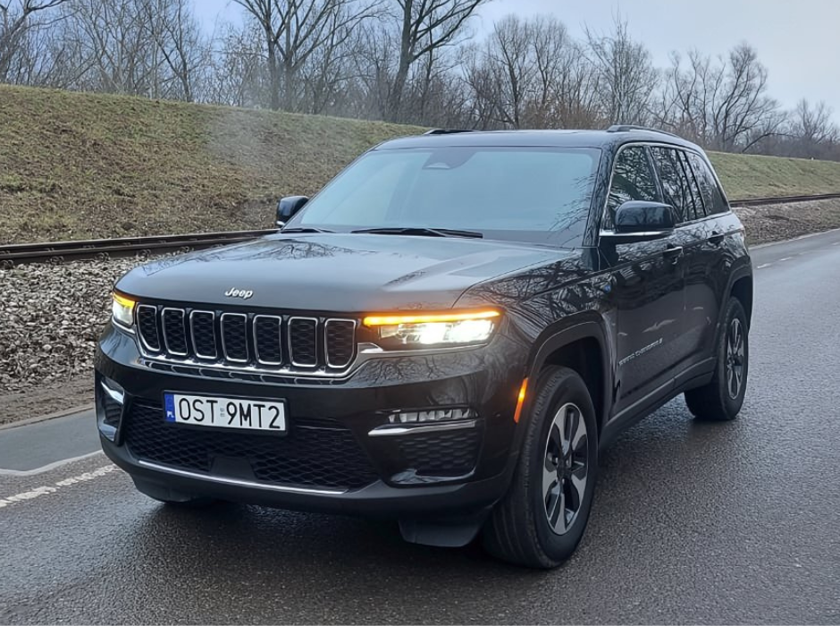 
								Jeep Grand Cherokee 4xe full									