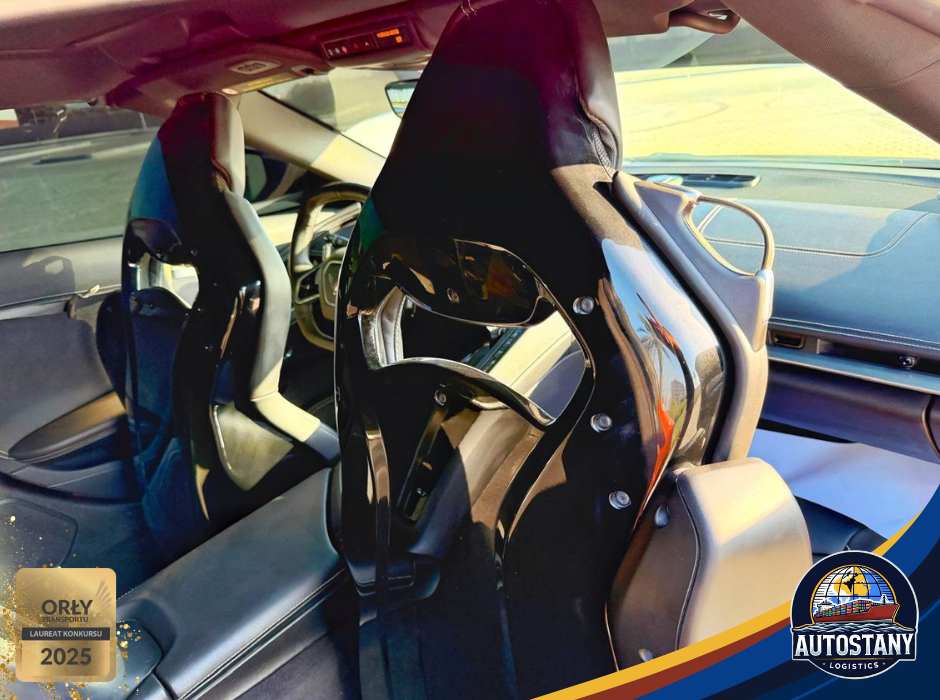 
								Chevrolet Corvette full									